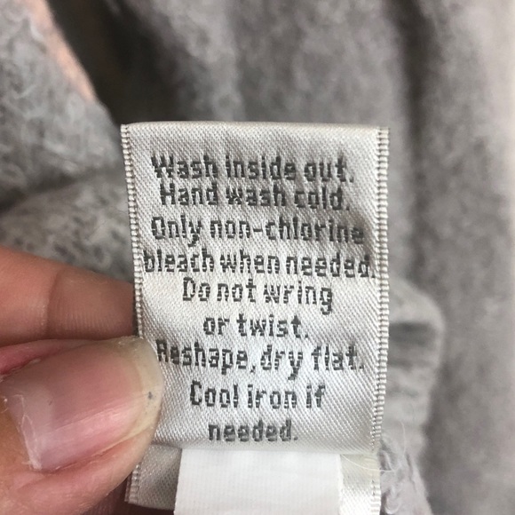 [LC Lauren Conrad] Gray Fuzzy Soft Heart Sweater - Picture 6 of 7